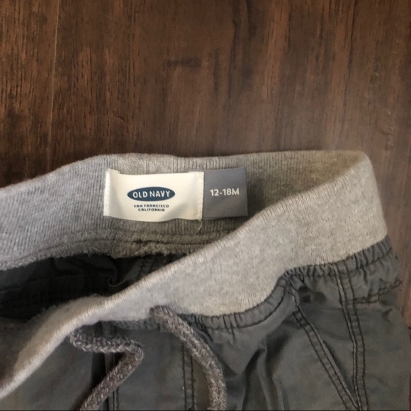 12-18M Old Navy track pants🙂🙃 - Picture 3 of 7